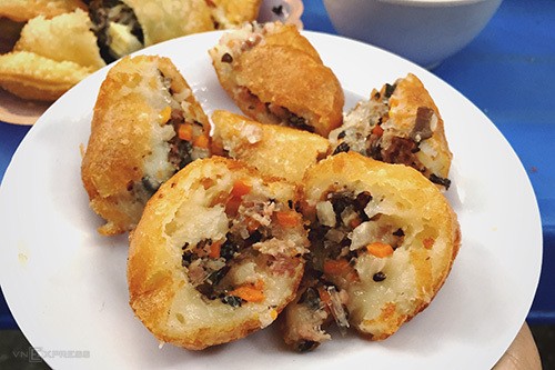 5 món bánh mặn nóng hổi cho ngày lạnh ở Hà Nội ảnh 5