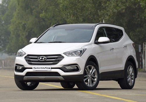 hyundai-santa-fe-giam-gia-ky-luc-230-trieu-tai-viet-nam