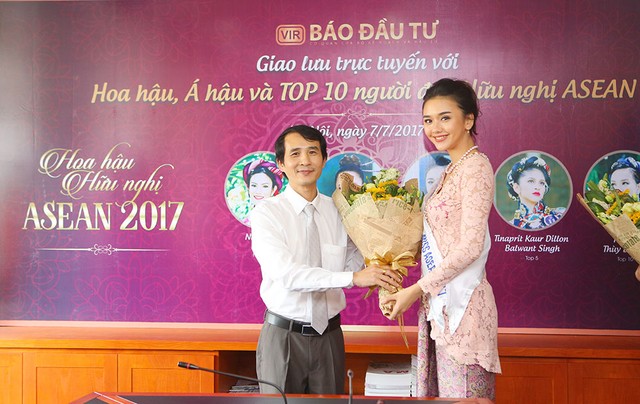 Hoa hậu, Á hậu và Top 10 Miss ASEAN Frendship 2017 giao lưu trực tuyến với độc giả Báo Đầu tư ảnh 44