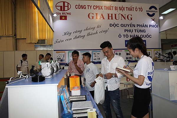 Khai mạc Triển lãm quốc tế Vietnam AutoExpo 2016 ảnh 6