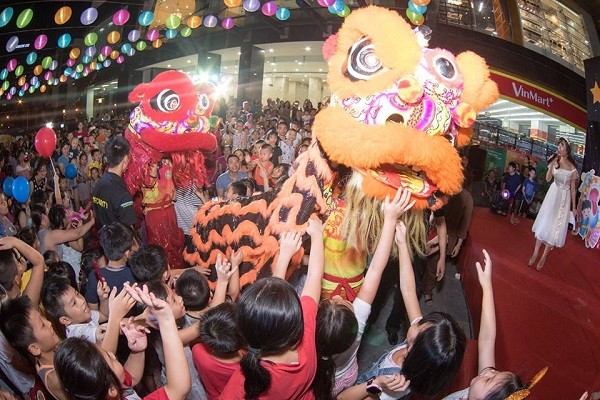 Cư dân Mon City hào hứng tham dự lễ hội Trung thu đầu tiên ảnh 5