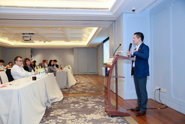 Nhiều quỹ đầu tư lớn quan tâm tới cổ phiếu của CENLAND ảnh 1