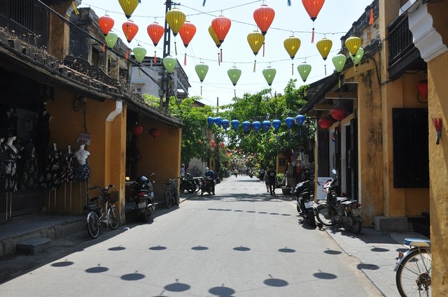 Quảng Nam mở lại các bãi tắm biển công cộng ảnh 1