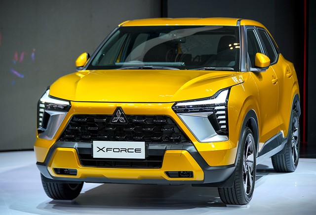 Mitsubishi Xforce 2024 có 4 phiên bản là GLX, Exceed, Premium và Ultimate.