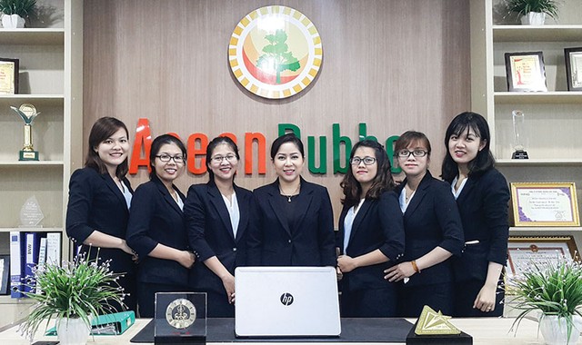 Nữ doanh nhân xinh đẹp Lê Thị Bích Trâm: Tôi không muốn xây lâu đài trên cát ảnh 1 Nữ doanh nhân xinh đẹp Lê Thị Bích Trâm: Tôi không muốn xây lâu đài trên cát ảnh 1