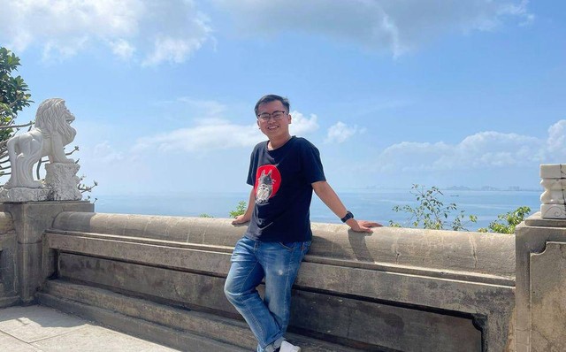 Cơ duyên đến với nghề tư vấn đầu tư của Chương bắt đầu tư thời còn là sinh viên khi anh tham gia một sự kiện về đầu tư. Cơ duyên đến với nghề tư vấn đầu tư của Chương bắt đầu tư thời còn là sinh viên khi anh tham gia một sự kiện về đầu tư.