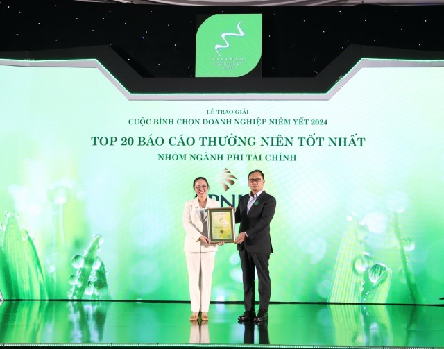 PNJ cũng ghi tên vào danh sách những công ty có báo cáo thường niên tốt nhất nhóm phi tài chính (Ảnh: Lê Toàn)
