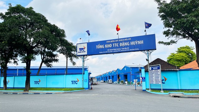 TTC Đặng Huỳnh sở hữu 690.000 m² tổng diện tích sàn kho - xưởng trải dài các tỉnh thành TP.HCM, Bình Dương, Long An, Tây Ninh, Bà Rịa - Vũng Tàu, Cần Thơ TTC Đặng Huỳnh sở hữu 690.000 m² tổng diện tích sàn kho - xưởng trải dài các tỉnh thành TP.HCM, Bình Dương, Long An, Tây Ninh, Bà Rịa - Vũng Tàu, Cần Thơ