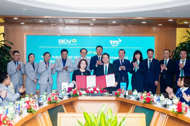 TTC AgriS và Ngân hàng TMCP Đầu tư và Phát triển Việt Nam (BIDV) ký kết Thoả thuận Hợp tác chiến lược toàn diện 2025-2030, cung cấp các giải pháp tài chính bền vững cho các Đối tác của TTC AgriS vào ngày 11/2/2025 TTC AgriS và Ngân hàng TMCP Đầu tư và Phát triển Việt Nam (BIDV) ký kết Thoả thuận Hợp tác chiến lược toàn diện 2025-2030, cung cấp các giải pháp tài chính bền vững cho các Đối tác của TTC AgriS vào ngày 11/2/2025