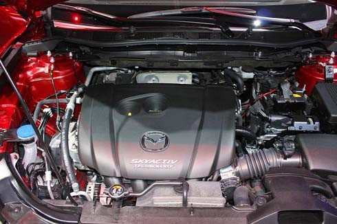 Cuộc chiến Honda CR-V 2017 và Mazda CX-5 2017 ảnh 6 Cuộc chiến Honda CR-V 2017 và Mazda CX-5 2017 ảnh 6