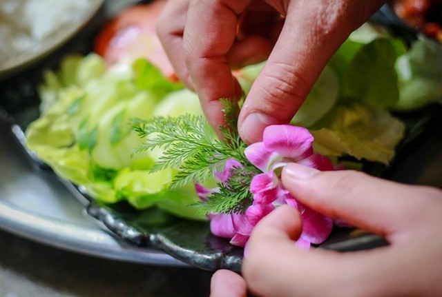 Quán cơm chỉ bán 25 suất mỗi ngày ảnh 6 Quán cơm chỉ bán 25 suất mỗi ngày ảnh 6