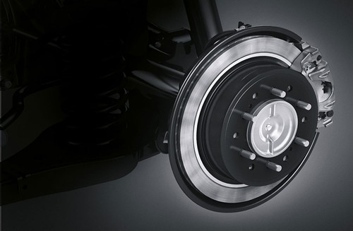 Toyota Fortuner mới bỏ phanh tang trống, giá từ 37.300 USD ảnh 5 Toyota Fortuner mới bỏ phanh tang trống, giá từ 37.300 USD ảnh 5