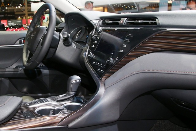 Toyota Camry trở lại châu Âu sau 14 năm vắng bóng ảnh 5 Toyota Camry trở lại châu Âu sau 14 năm vắng bóng ảnh 5