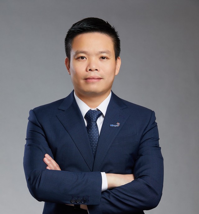 Ông Vũ Hồng Phú – Tân Chủ tịch HĐTV Công ty TNHH Bảo hiểm Nhân thọ MB Ageas. Ông Vũ Hồng Phú – Tân Chủ tịch HĐTV Công ty TNHH Bảo hiểm Nhân thọ MB Ageas.