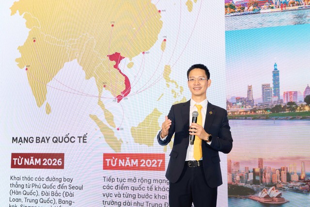 Đại diện Sun PhuQuoc Airways chia sẻ về thương hiệu tại Hội thảo đại lý. Từ năm 2026, hãng dự kiến sẽ mở rộng sang các đường bay quốc tế trực tiếp từ Phú Quốc đến Seoul (Hàn Quốc), Đài Bắc (Đài Loan, Trung Quốc), Bangkok, Singapore, Hồng Kông (Trung Quốc). Đại diện Sun PhuQuoc Airways chia sẻ về thương hiệu tại Hội thảo đại lý. Từ năm 2026, hãng dự kiến sẽ mở rộng sang các đường bay quốc tế trực tiếp từ Phú Quốc đến Seoul (Hàn Quốc), Đài Bắc (Đài Loan, Trung Quốc), Bangkok, Singapore, Hồng Kông (Trung Quốc).