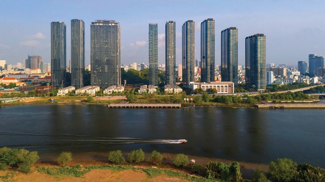 Nơi nào có hạ tầng kết nối càng hoàn thiện thì nơi đó bất động sản phát triển càng mạnh. Ảnh Lê Toàn. Nơi nào có hạ tầng kết nối càng hoàn thiện thì nơi đó bất động sản phát triển càng mạnh. Ảnh Lê Toàn.