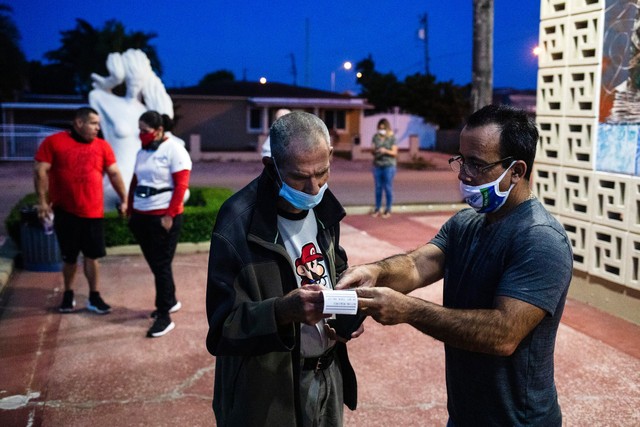 Người dân Mỹ bắt đầu đi bỏ phiếu vào ngày 3/11/2020