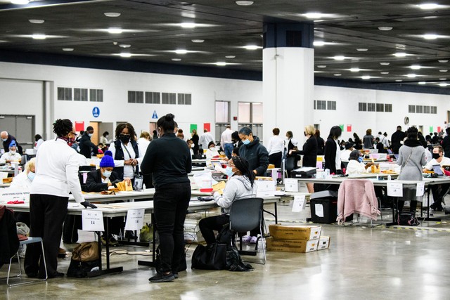 Công tác kiểm phiếu tại Detroit