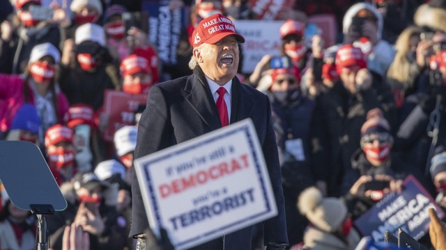 Ông Trump yêu cầu toà án can thiệp vào quá trình kiểm phiếu tại một số bang