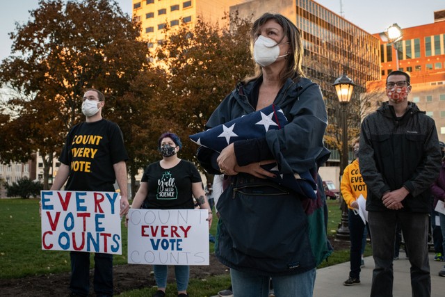 Tình hình đang xấu đi đối với ông Trump trong cuộc bầu cử năm 2020