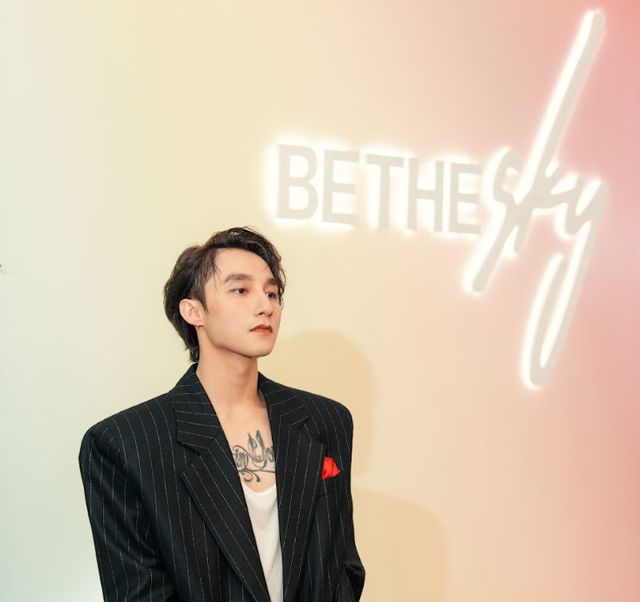 Ngân hàng TMCP Quân đội (MB) chính thức công bố hợp tác cùng nghệ sĩ Sơn Tùng M-TP và JCB cho ra mắt thẻ Be The Sky Ngân hàng TMCP Quân đội (MB) chính thức công bố hợp tác cùng nghệ sĩ Sơn Tùng M-TP và JCB cho ra mắt thẻ Be The Sky