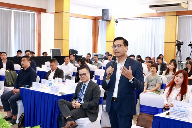 TS. Phạm Anh Khôi, Phó chủ nhiệm Uỷ ban Fintech, Hiệp hội Blockchain Việt Nam chia sẻ tại Hội thảo TS. Phạm Anh Khôi, Phó chủ nhiệm Uỷ ban Fintech, Hiệp hội Blockchain Việt Nam chia sẻ tại Hội thảo