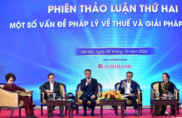 Ông Mai Xuân Thành, Tổng cục trưởng Tổng cục Thuế chia sẻ trong phiên thảo luận Ông Mai Xuân Thành, Tổng cục trưởng Tổng cục Thuế chia sẻ trong phiên thảo luận