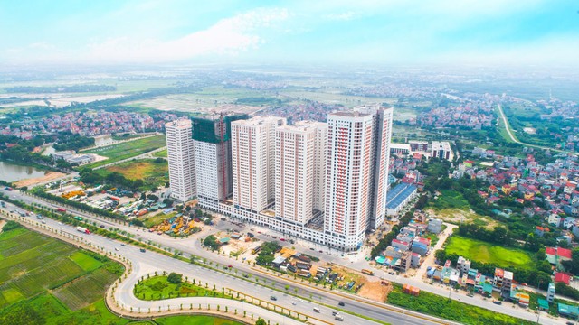 Cen Land vừa hoàn tất ký kết với Dwell Realty Vietnam phân phối 100 căn hộ tới khách hàng Hong Kong. Cen Land vừa hoàn tất ký kết với Dwell Realty Vietnam phân phối 100 căn hộ tới khách hàng Hong Kong.