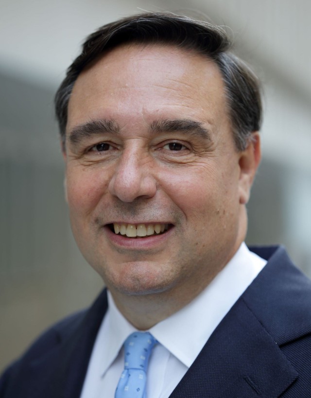 Ông Riccardo Puliti, Phó chủ tịch khu vực châu Á và Thái Bình Dương.