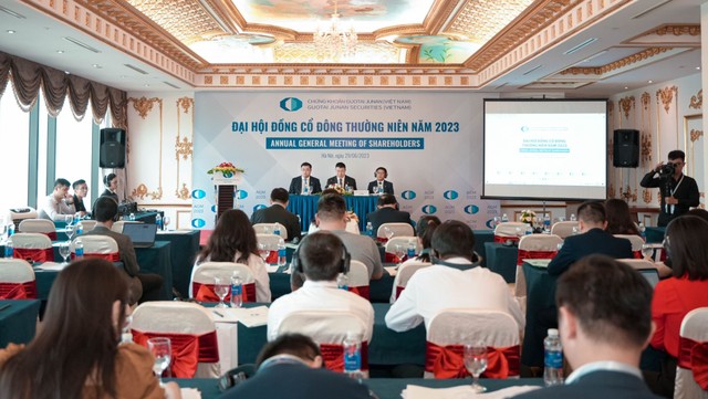 Toàn cảnh ĐHCĐ CTCK Guotai Junan Toàn cảnh ĐHCĐ CTCK Guotai Junan