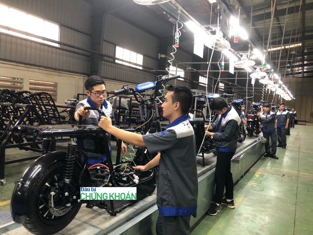 Selex Motors hiện cung cấp xe máy điện cho các hãng giao vận lớn như Lazada, Grab, Baemin... Ảnh Hải Yến Selex Motors hiện cung cấp xe máy điện cho các hãng giao vận lớn như Lazada, Grab, Baemin... Ảnh Hải Yến