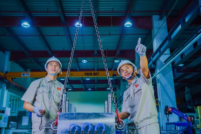 Nhựa Hà Nội kỳ vọng sẽ bứt phá trong năm 2024, mục tiêu tăng trưởng 25-30%. Nhựa Hà Nội kỳ vọng sẽ bứt phá trong năm 2024, mục tiêu tăng trưởng 25-30%.