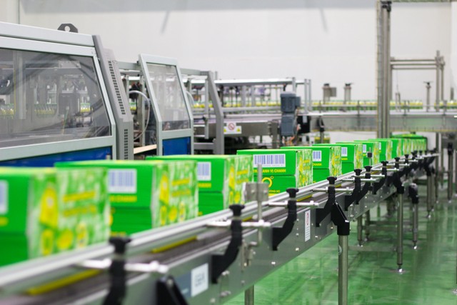 Dây chuyền sản xuất trà xanh không độ nhà máy Hà Nam. Dây chuyền sản xuất trà xanh không độ nhà máy Hà Nam.