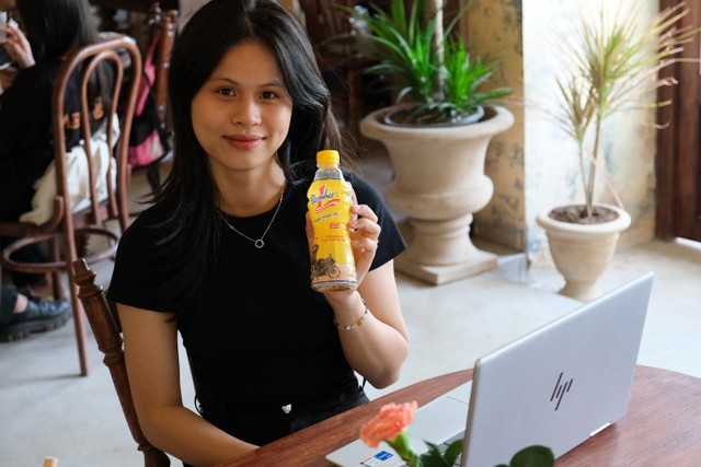 Nước tăng lực Number 1 được nhiều người lao động lựa chọn để bổ sung năng lượng, duy trì tỉnh táo ngay tức thì.