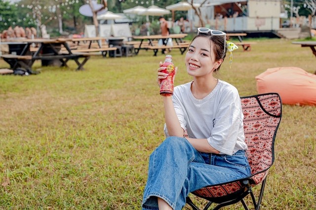 Nhiều người trẻ thanh lọc, làm mát cơ thể với Trà Thanh Nhiệt Dr Thanh để tăng tốc chạy deadline trước kỳ nghỉ lễ. Nhiều người trẻ thanh lọc, làm mát cơ thể với Trà Thanh Nhiệt Dr Thanh để tăng tốc chạy deadline trước kỳ nghỉ lễ.