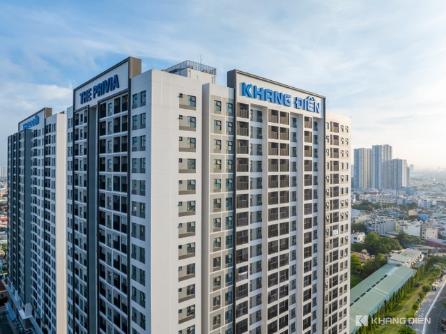 Dự án chung cư The Privia đang bàn giao cho khách hàng vượt tiến độ (2024), là điểm sáng của thị trường bất động sản tại quận Bình Tân.