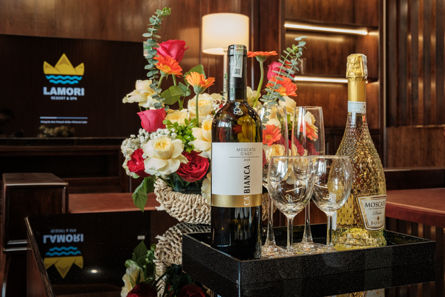 Hơi thở hiện đại giữa vùng đất linh thiêng. Hơi thở hiện đại giữa vùng đất linh thiêng.