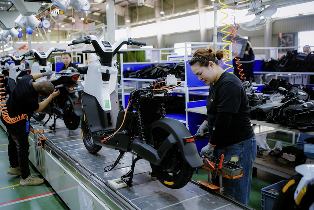 Thị trường xe máy điện Việt Nam hướng tới phát triển bền vững. Thị trường xe máy điện Việt Nam hướng tới phát triển bền vững.