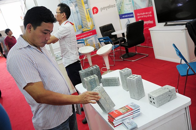 Vietbuild Hà Nội 2016 “nóng” cùng gian hàng bất động sản ảnh 4