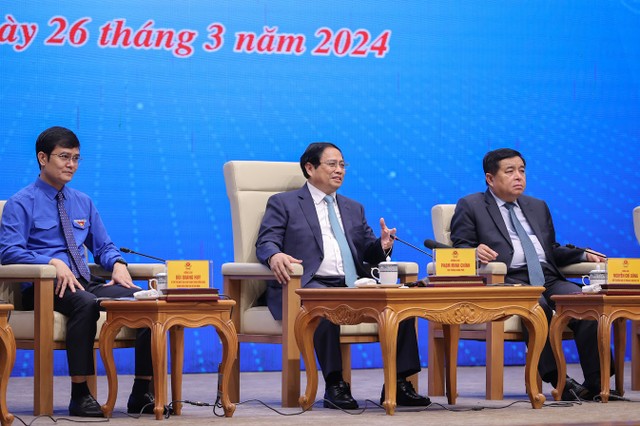 Những chia sẻ tại buổi gặp mặt của các lãnh đạo cấp cao Chính phủ tạo nguồn động lực cho thế hệ thanh niên trẻ hăng say cống hiến cho đất nước. Những chia sẻ tại buổi gặp mặt của các lãnh đạo cấp cao Chính phủ tạo nguồn động lực cho thế hệ thanh niên trẻ hăng say cống hiến cho đất nước.