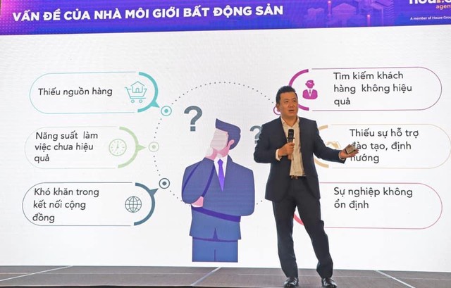 Ông Phạm Lâm, Nhà sáng lập hệ sinh thái Houze chia sẻ tại diễn đàn Ông Phạm Lâm, Nhà sáng lập hệ sinh thái Houze chia sẻ tại diễn đàn