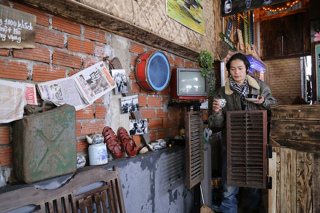 Quán cà phê gợi nhớ không gian 40 năm trước ảnh 3