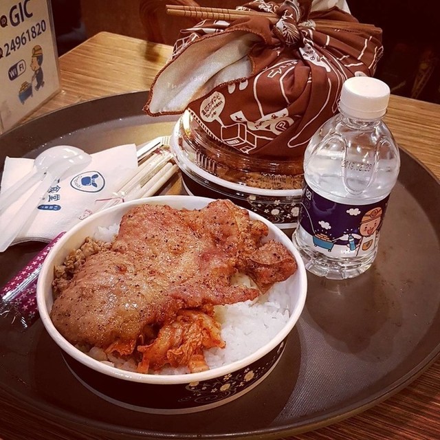 Bữa trưa khác biệt của lao động các ngành nghề trên thế giới ảnh 9