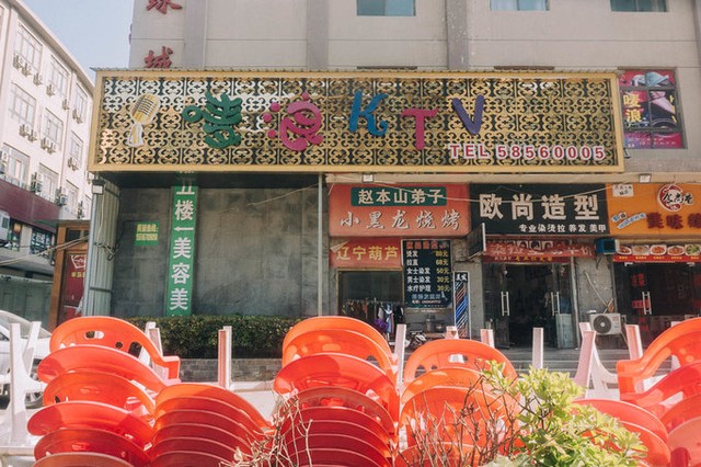 Bên trong 'thành phố iPhone' ở Trung Quốc ảnh 13