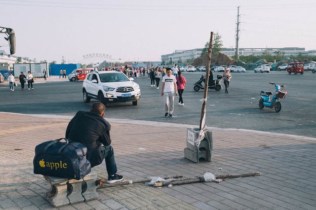 Bên trong 'thành phố iPhone' ở Trung Quốc ảnh 9