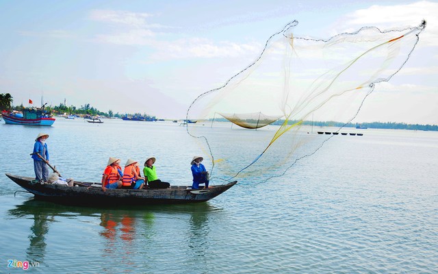 Trải nghiệm độc đáo xuyên rừng dừa nước giữa phố cổ Hội An ảnh 6