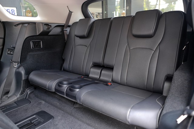 Lexus RX350L 7 chỗ đầu tiên về Việt Nam giá 5 tỷ ảnh 10