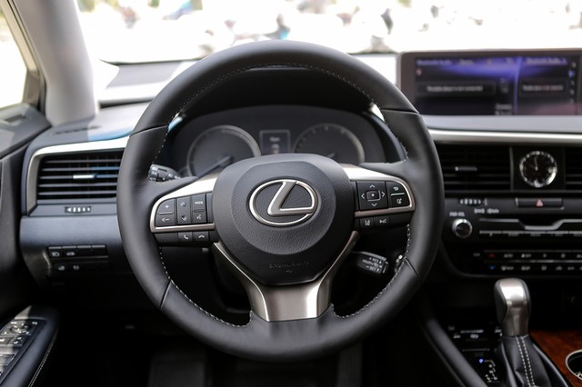 Lexus RX350L 7 chỗ đầu tiên về Việt Nam giá 5 tỷ ảnh 6