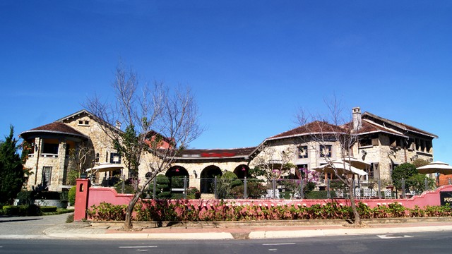 Ngôi biệt thự vua Bảo Đại tặng thứ phi Phi Ánh ở Đà Lạt ảnh 1