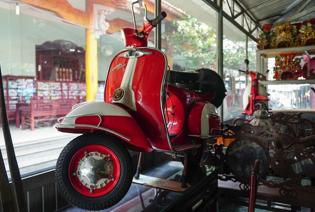 Ngôi chùa hơn 50 tuổi nằm giữa sông ở Sài Gòn ảnh 10